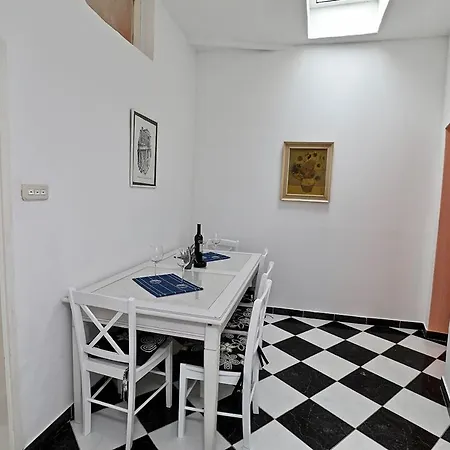 By The Sea Sucuraj, Hvar - 16404 Apartment *